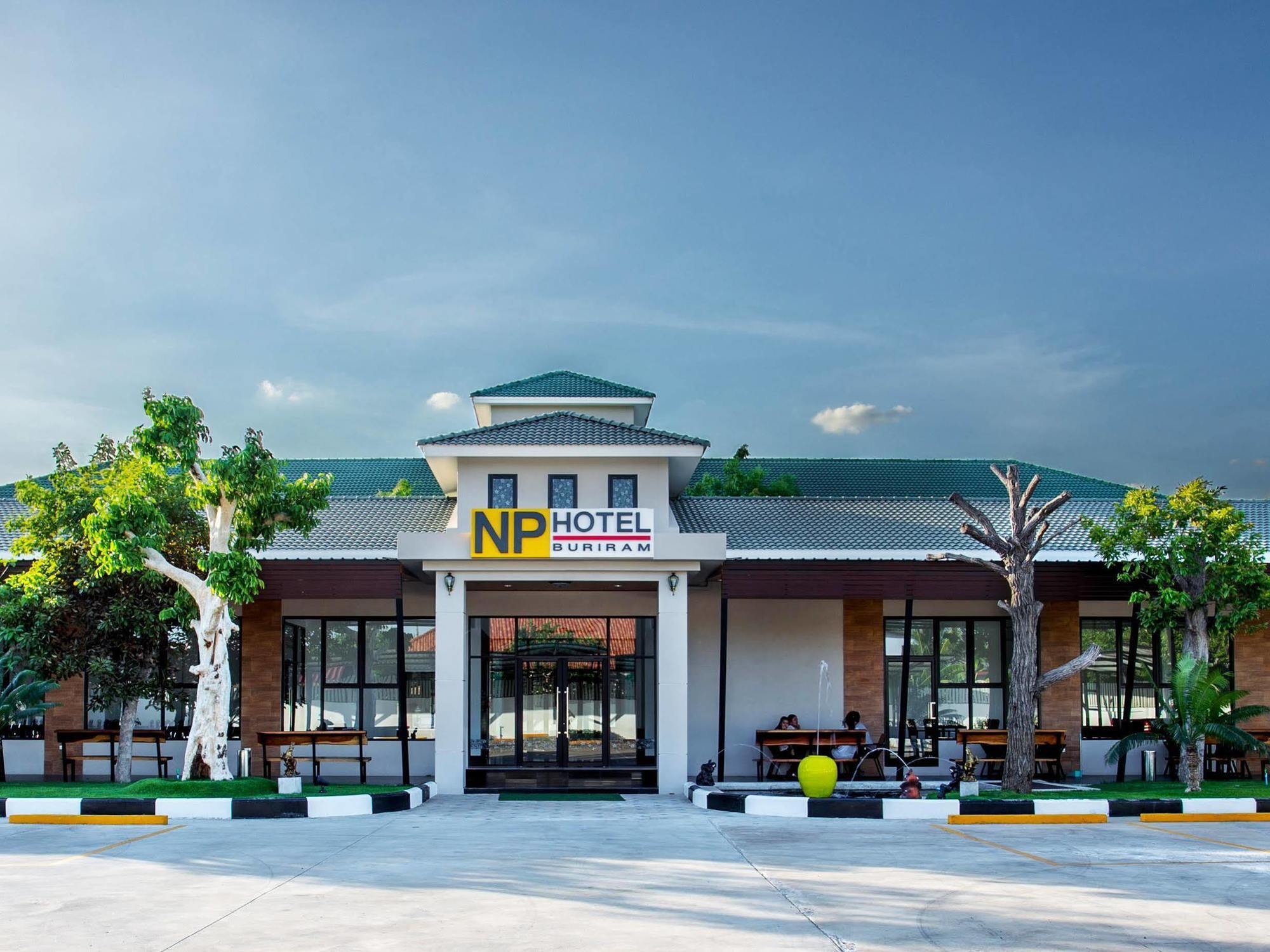 Np Hotel Buriram Exterior photo